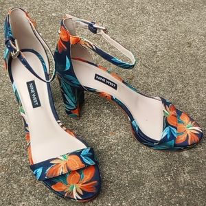 Nine West Floral Dempsey Ankle Strap Sandals Sz 8.5 NWOT
